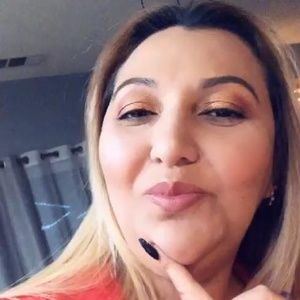 Meet your Posher, Leticia